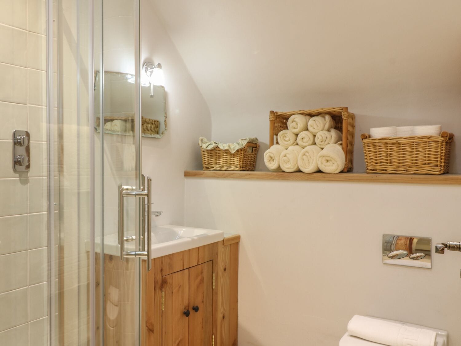 Cottage | Bathroom | Shower
