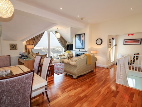 Cottage | Living room