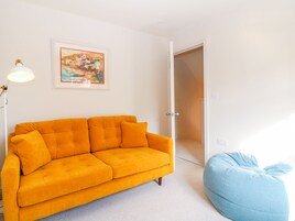 Cottage | Living room