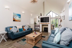 Living area - Betony (Bamburgh)