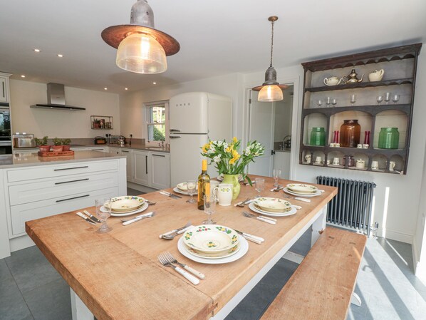 Cottage | Interior