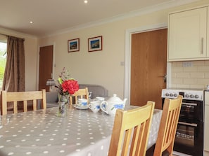 Cottage | Dining - Little Lanes (Camelford)