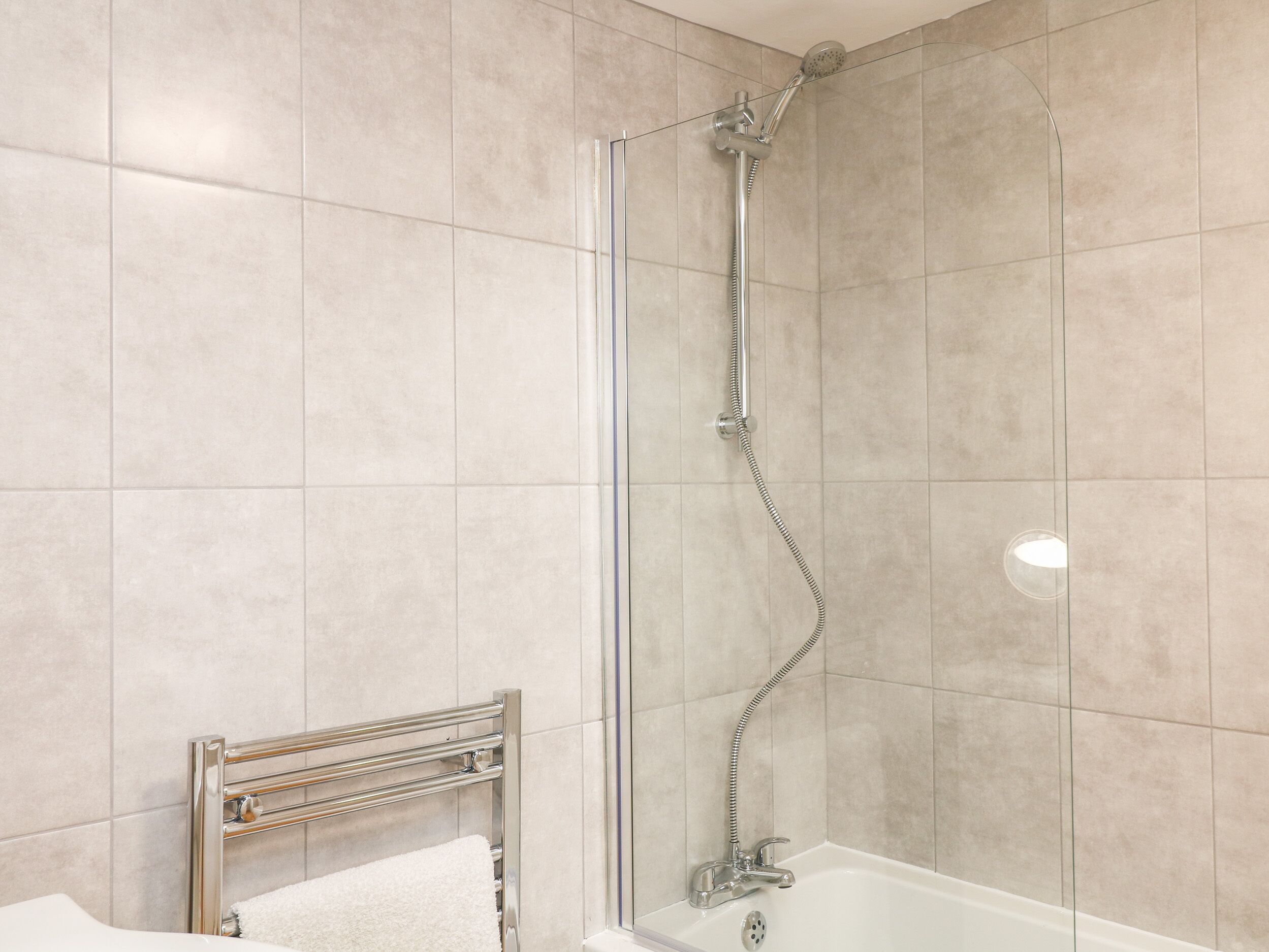 Cottage | Bathroom | Shower