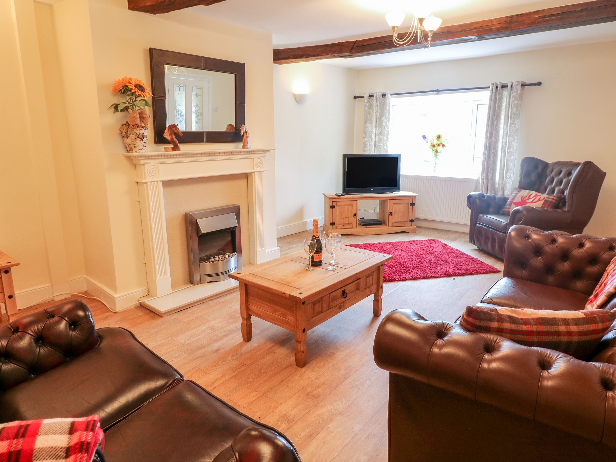 Cottage | Living area