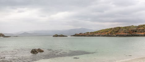 靠近海滩