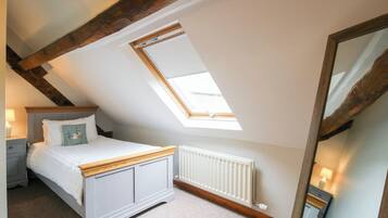 3 bedrooms, individually decorated, individually furnished, free WiFi