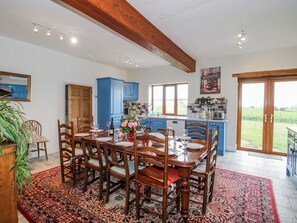 Cottage | Dining - The Manor House at Kenwick Lodge (Ellesmere)