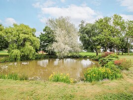 Cottage | Property grounds