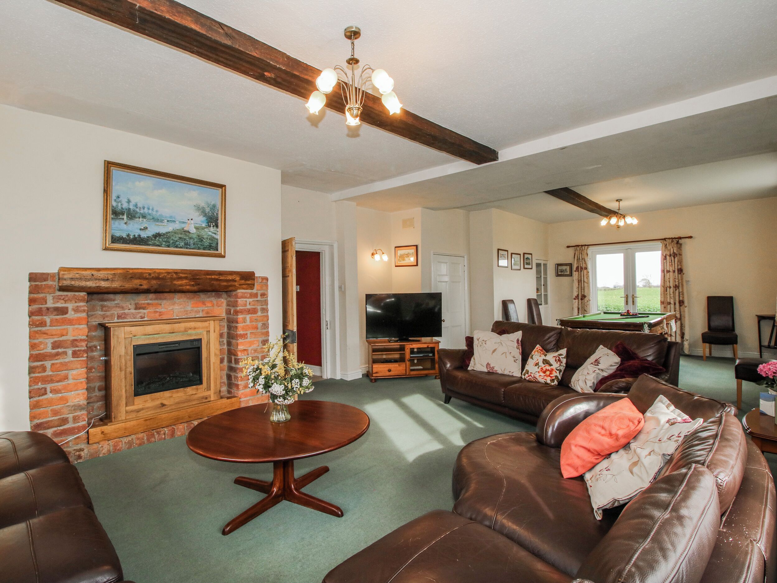 Cottage | Living area