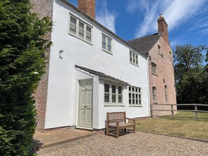 Cottage | Exterior - Warren House Cottage (Market Rasen)