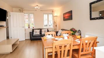 Cottage | Living room | TV, DVD player