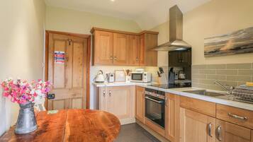 Cottage | Interior