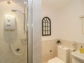 Cottage | Bathroom