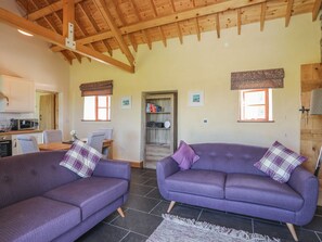 Cottage | Living area - Y Bwthyn (Llanfairpwllgwyngyll)