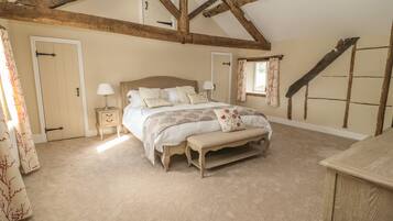 Cottage | 8 kamar tidur dan didekorasi berbeda-beda