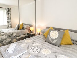 Casa de campo | 3 dormitorios, decoración individual, mobiliario individual