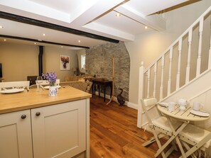 Dining - White Swan Cottage (Leyburn)