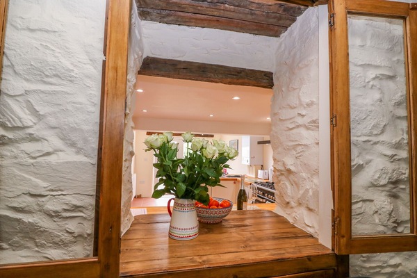 Cottage | Interior