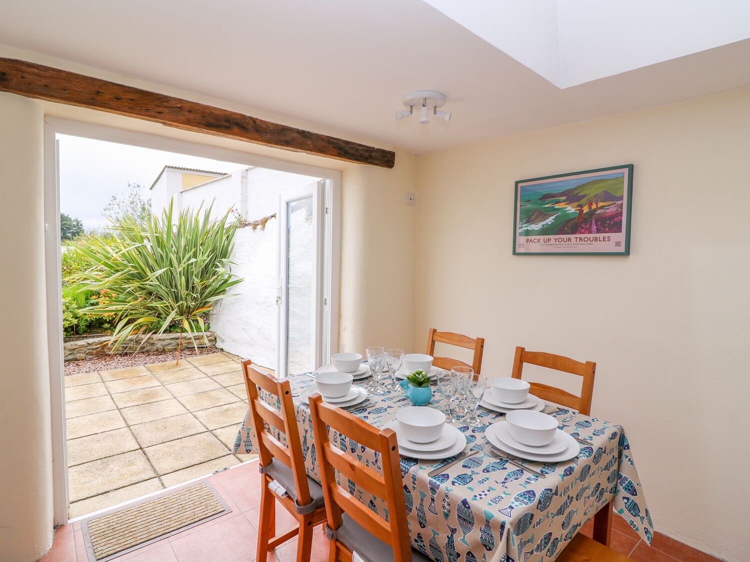 Cottage | Interior