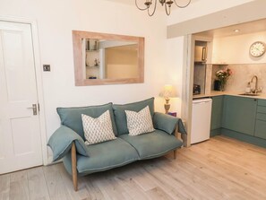 Cottage | Living area - The Riddle (Whitby)