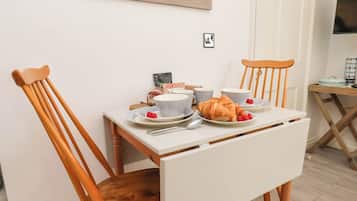 Cottage | Tempat makan