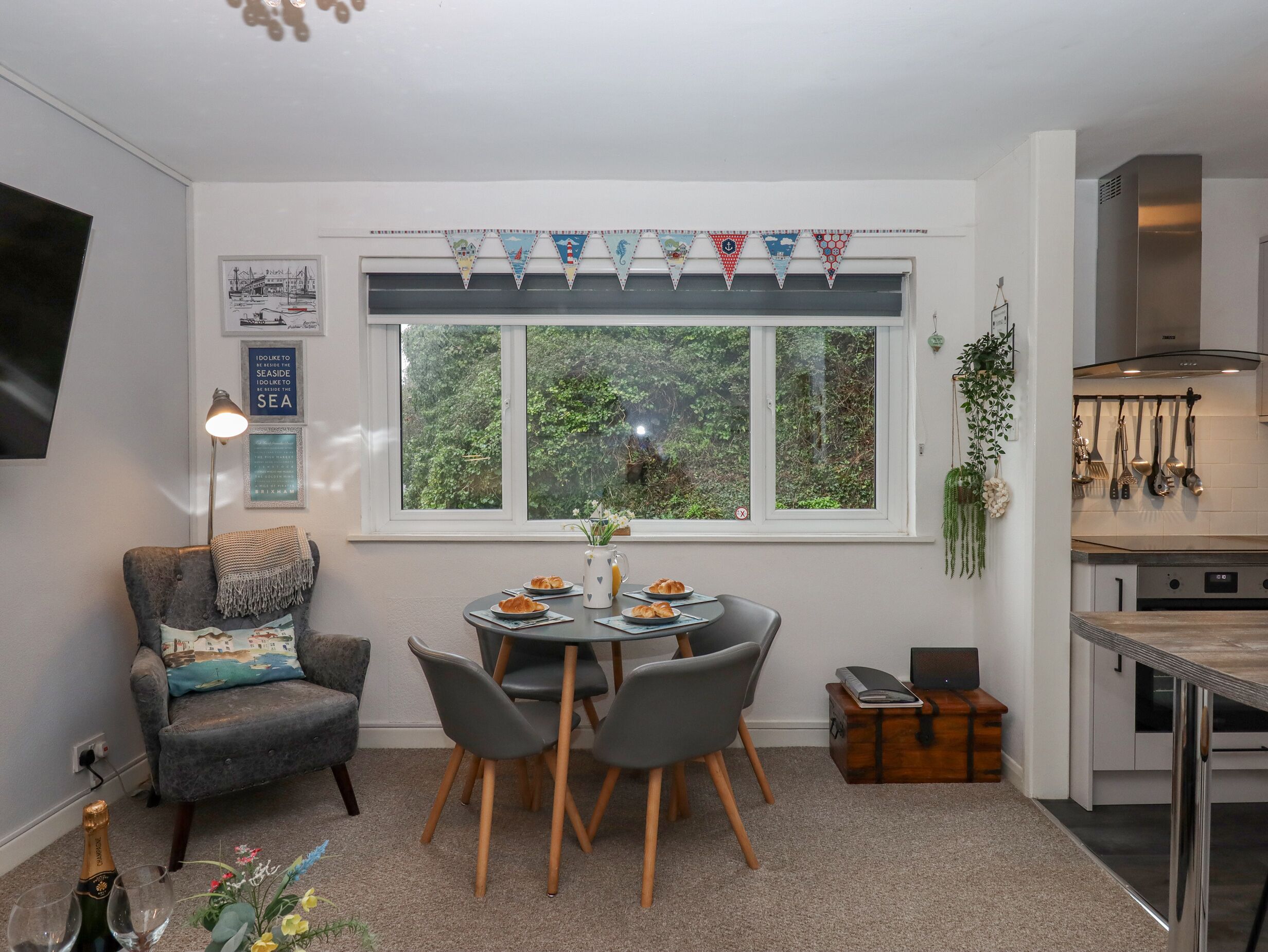 Cottage | Interior