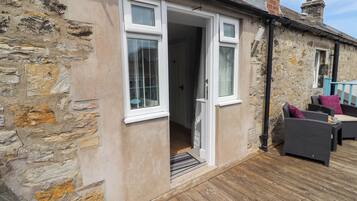 Cottage | Exterior detail