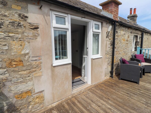 Exterior detail - Hasting Dairy (Seahouses)