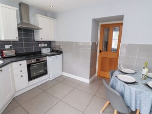 Cottage | Private kitchen