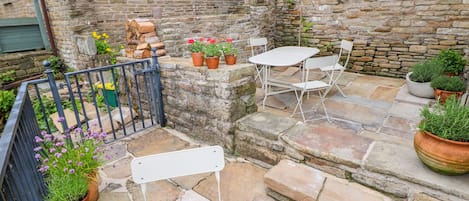 Cottage | Interior