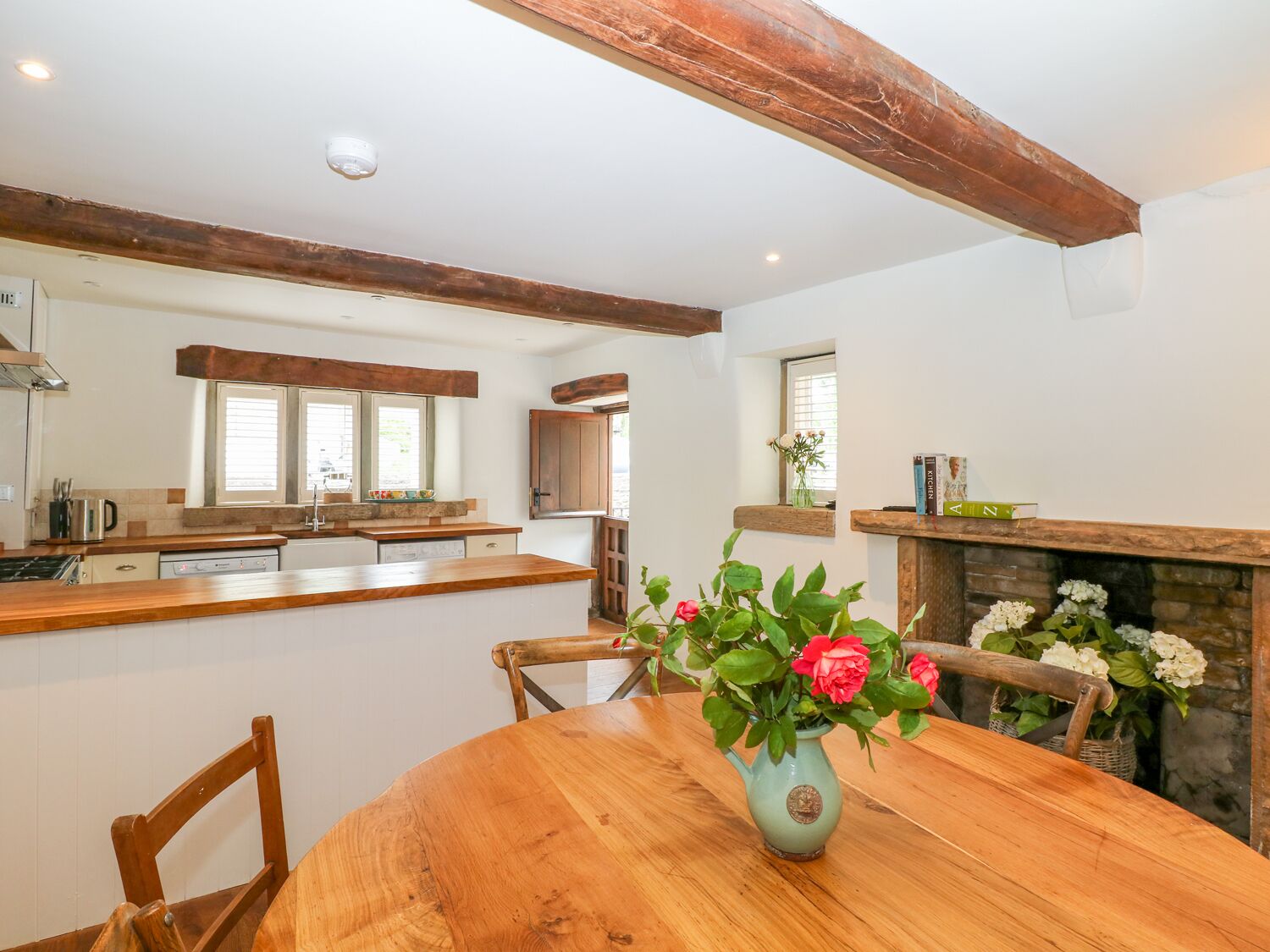 Cottage | Interior