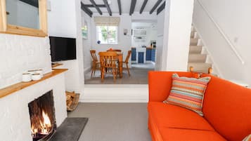 Cottage | Living room