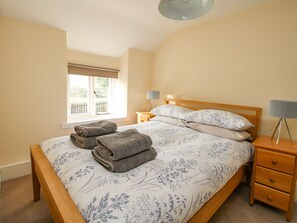 Cottage | 3 bedrooms, individually decorated, individually furnished, free WiFi - Little Bicton (Craven Arms)