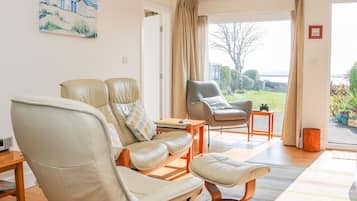 Cottage | Living room