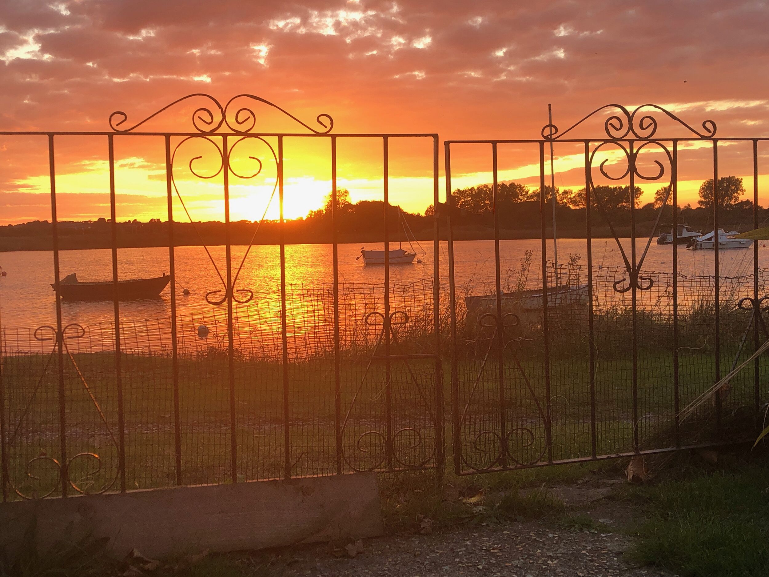 Harbour View, Mudeford in Christchurch Find Hotel Reviews, Rooms, and