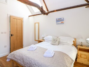 2 bedrooms, individually decorated, individually furnished, free WiFi - Sparrow Barn (Norwich)