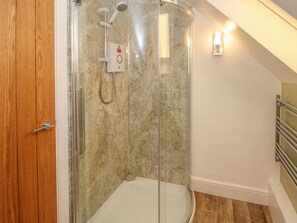 Cottage | Bathroom | Shower - Ferngrove Cottage (Bishop Auckland)