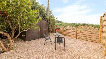 Cottage | Property grounds