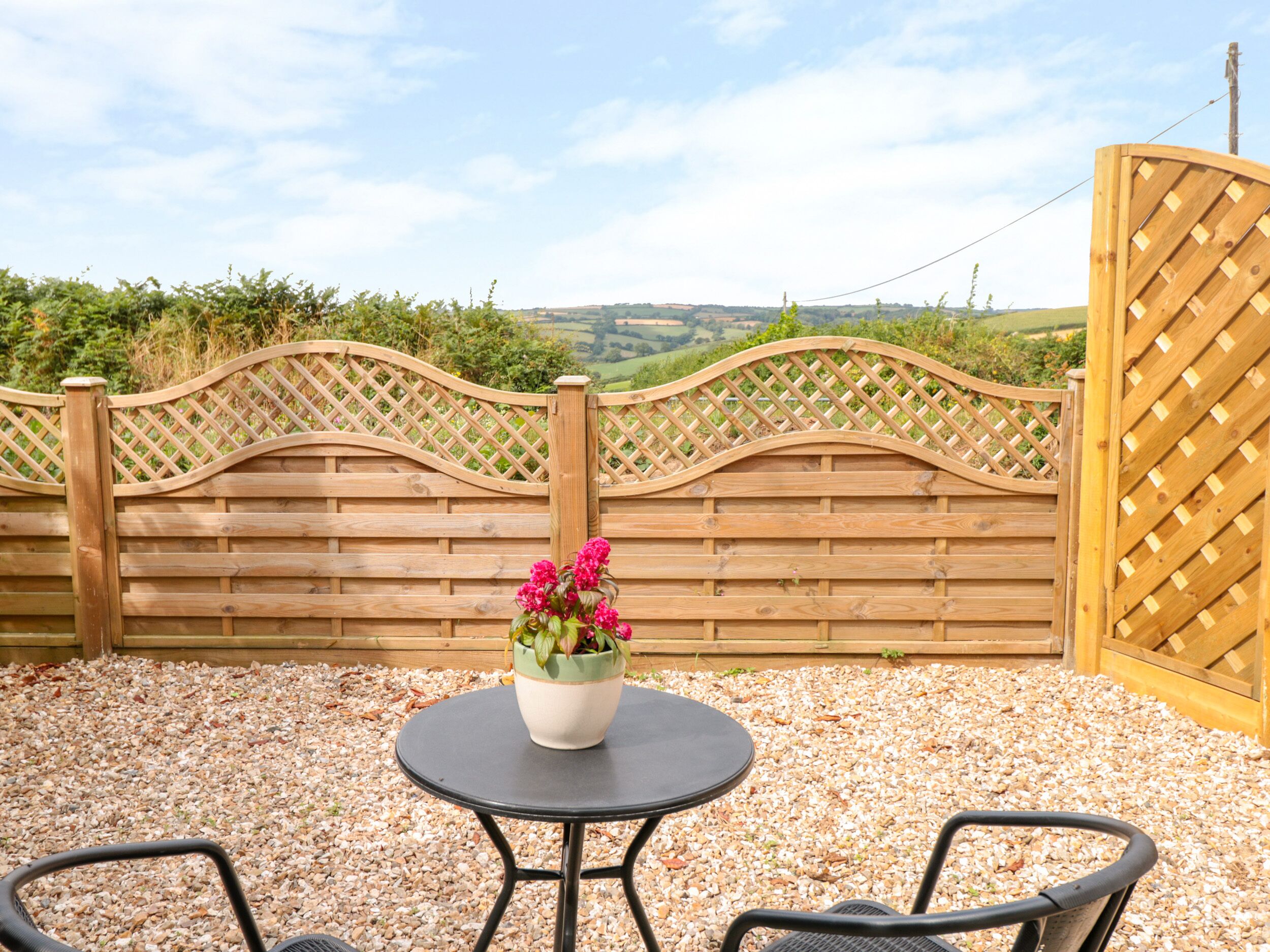 Cottage | Property grounds