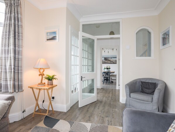 Cottage | Living area - Casita (Tyn-y-Gongl)