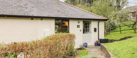 Cottage | Front of property