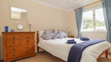 Mökki | 2 makuuhuonetta, yksilöllisesti sisustettu, yksilöllisesti kalustettu