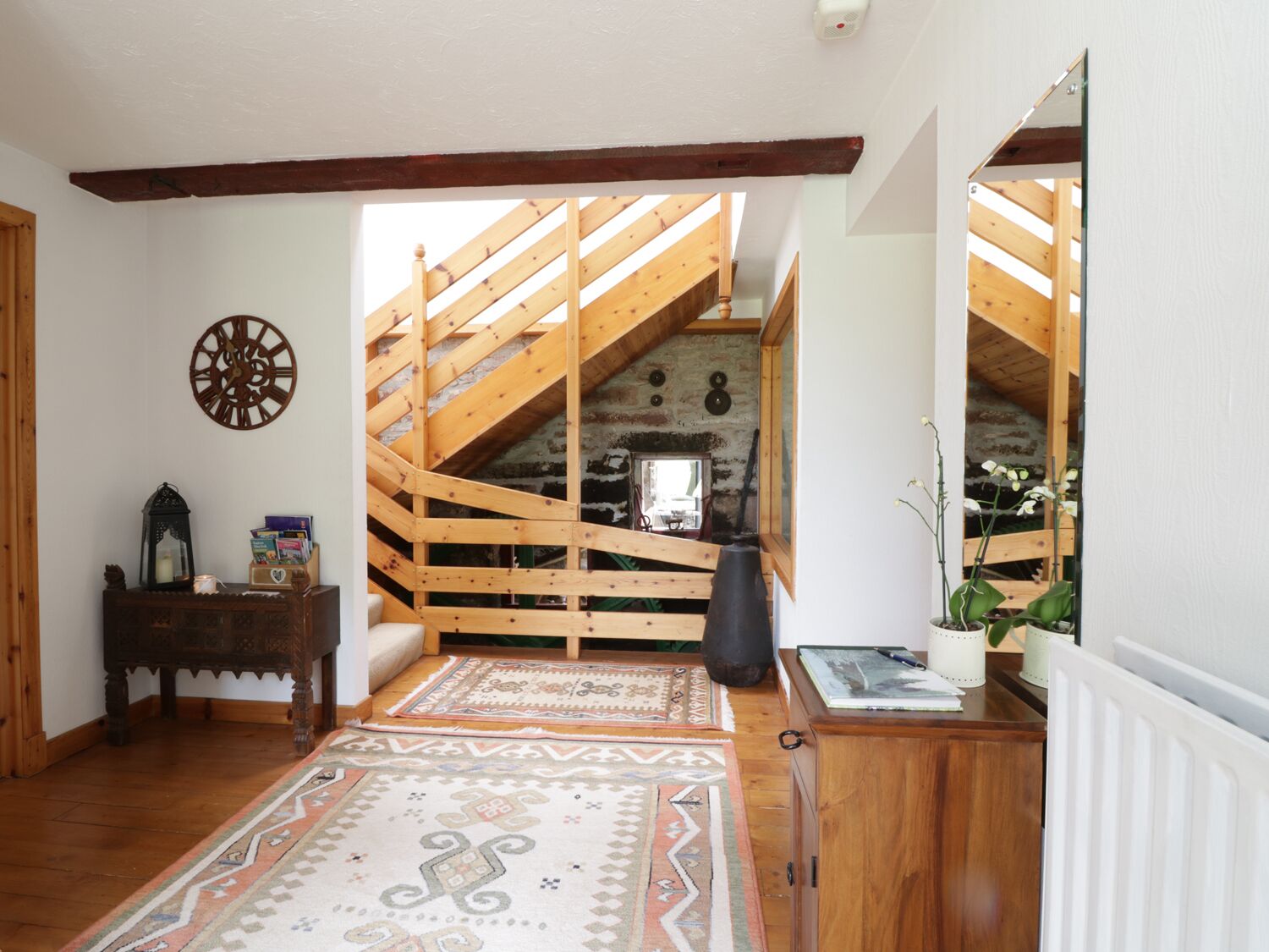 Cottage | Interior