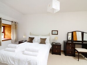 Cottage | 4 bedrooms, individually decorated, individually furnished, free WiFi - Cardean Mill (Blairgowrie)