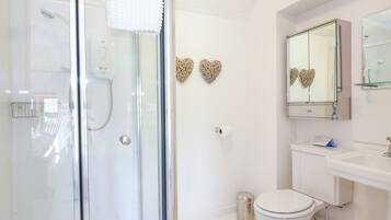 Cottage | Bathroom