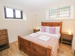 คอทเทจ | 3 ห้องนอน, ห้องพักตกแต่งอย่างมีเอกลักษณ์, ตกแต่งพิเศษโดยเฉพาะ, Wi-Fi ฟรี