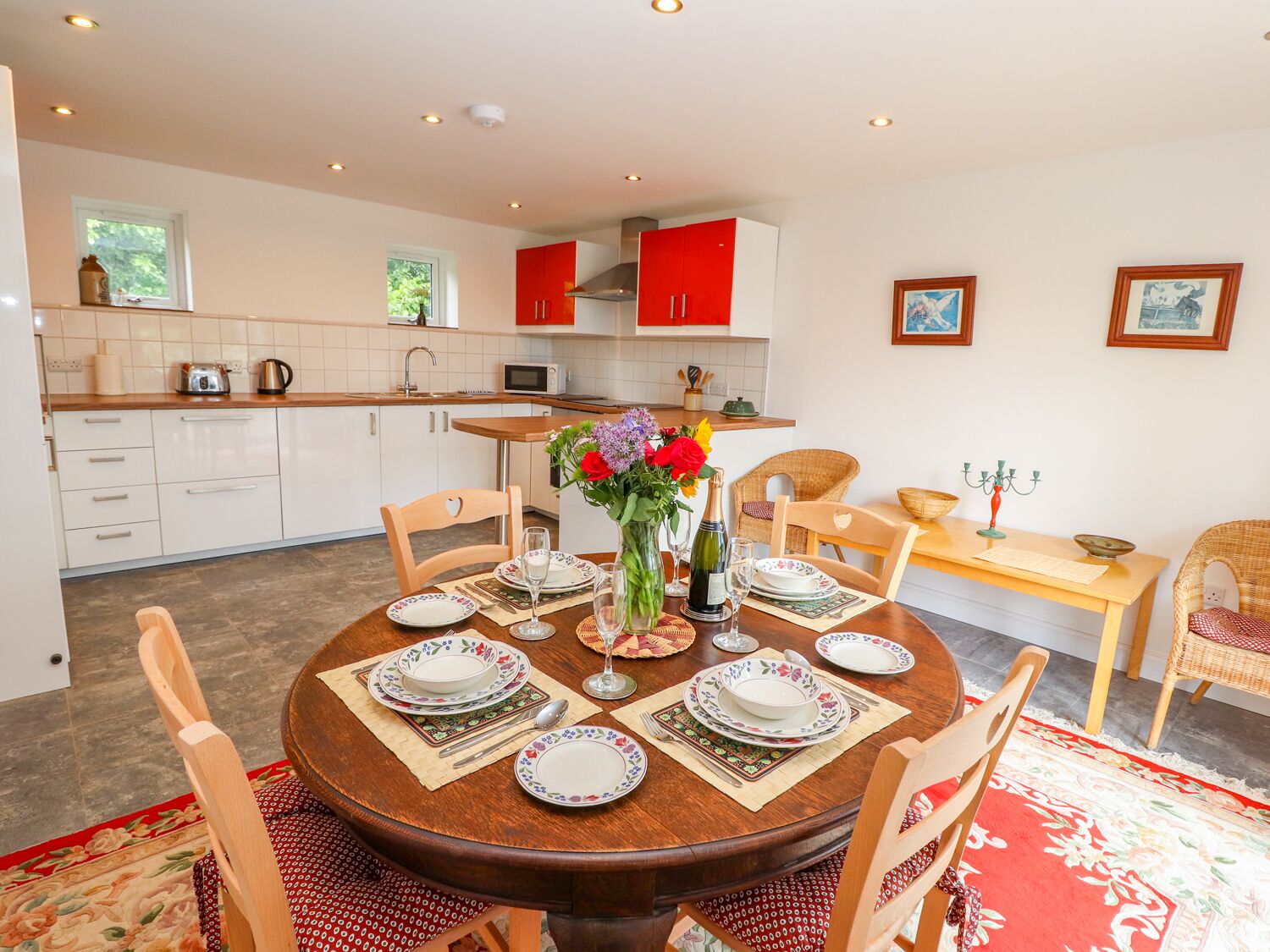 平房 | 私人廚房 | 兒童餐椅、鍋具/餐盤/廚房用品