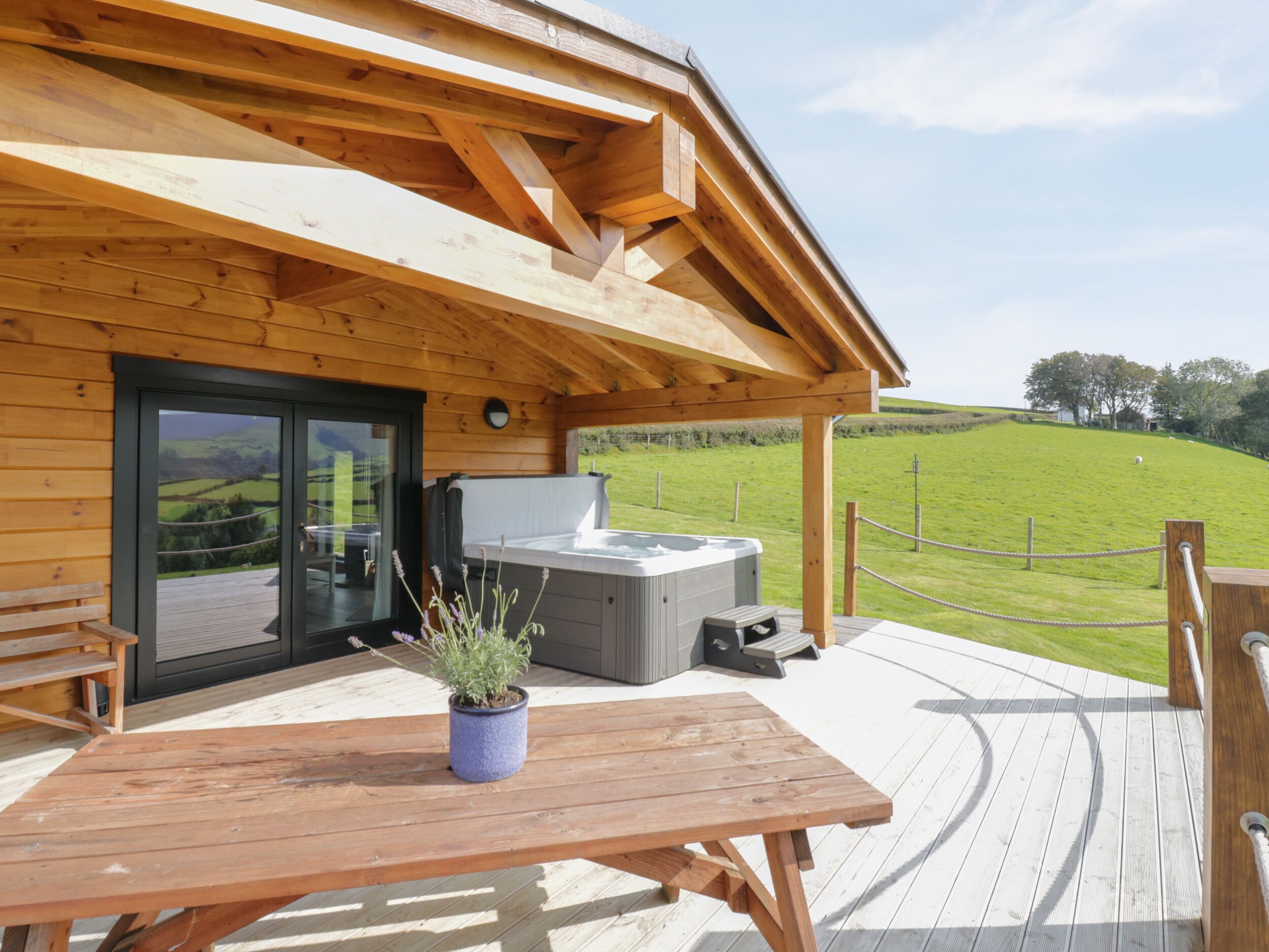 Cottage | Balcony
