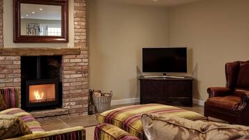 Cottage | Woonkamer | Een televisie