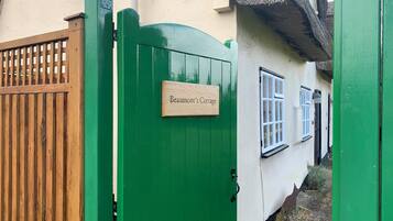 Cottage | Chi tiết ngoại thất